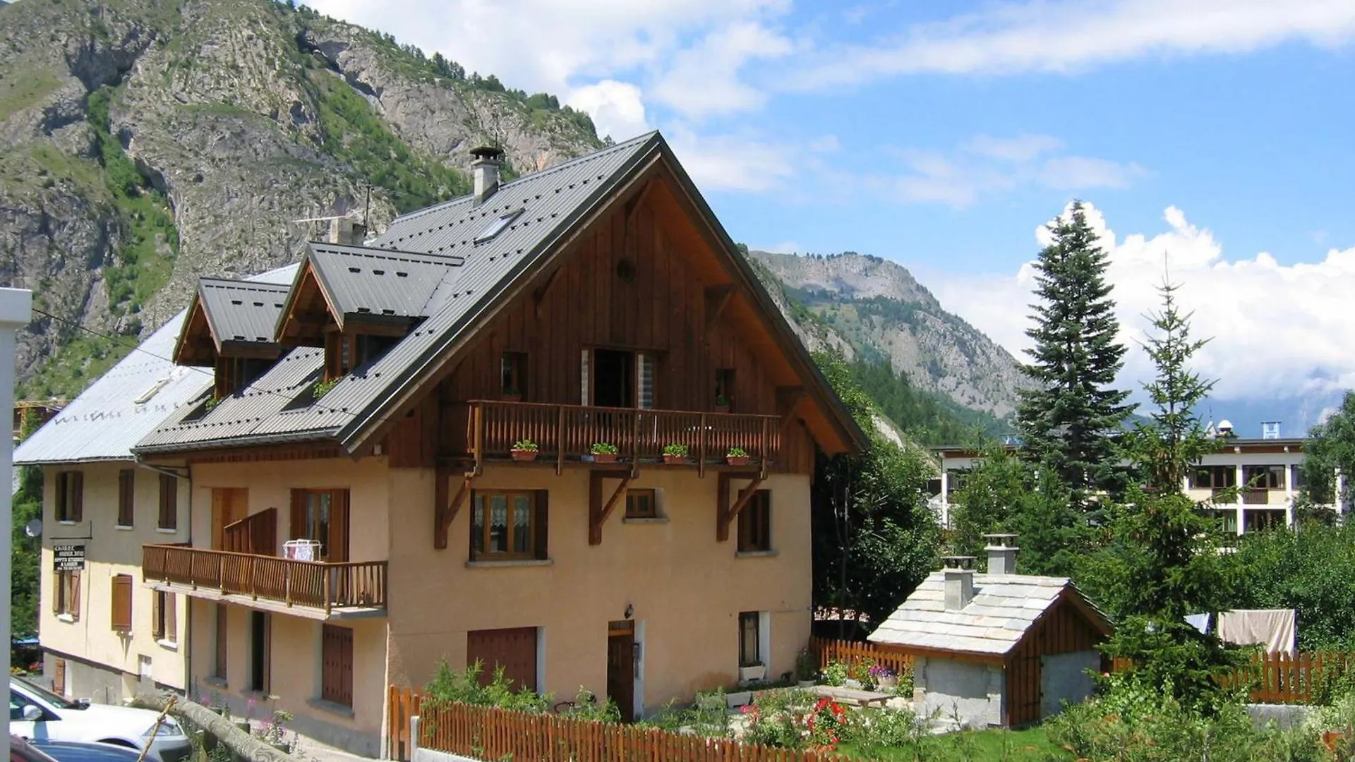 Appartement 3 Pieces Pour 6/8 Personnes, Centre Valloire, Proche Telepherique Et Commerces - Fr-1-263-82